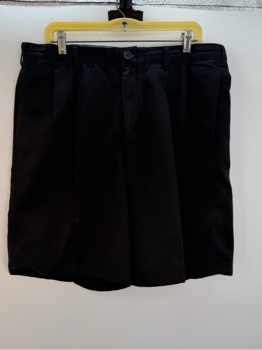 Grand Slam Men’s Black Flat Front Shorts